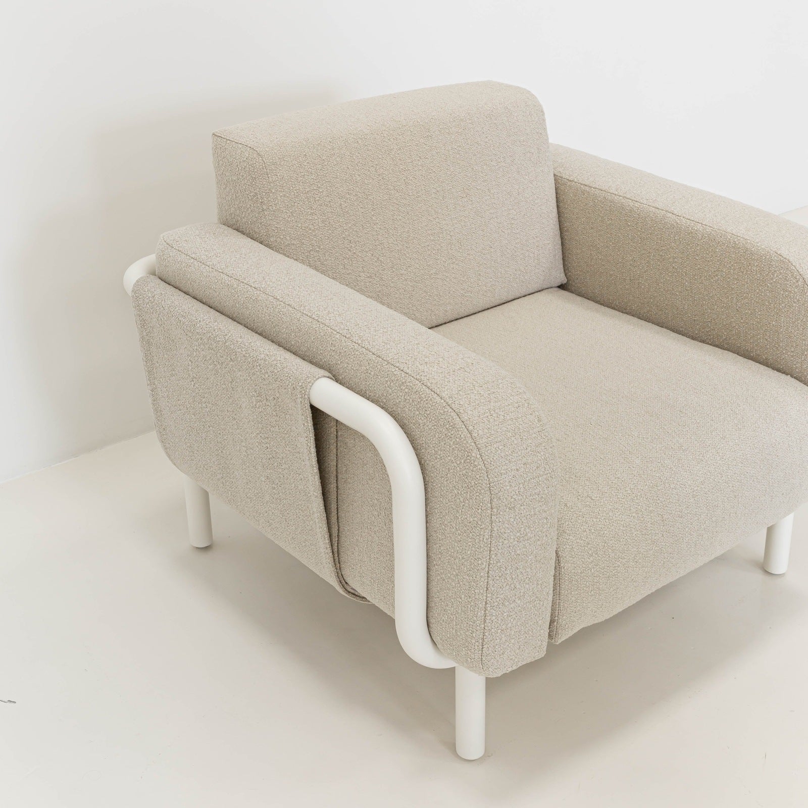 Weekend Lounge Chair