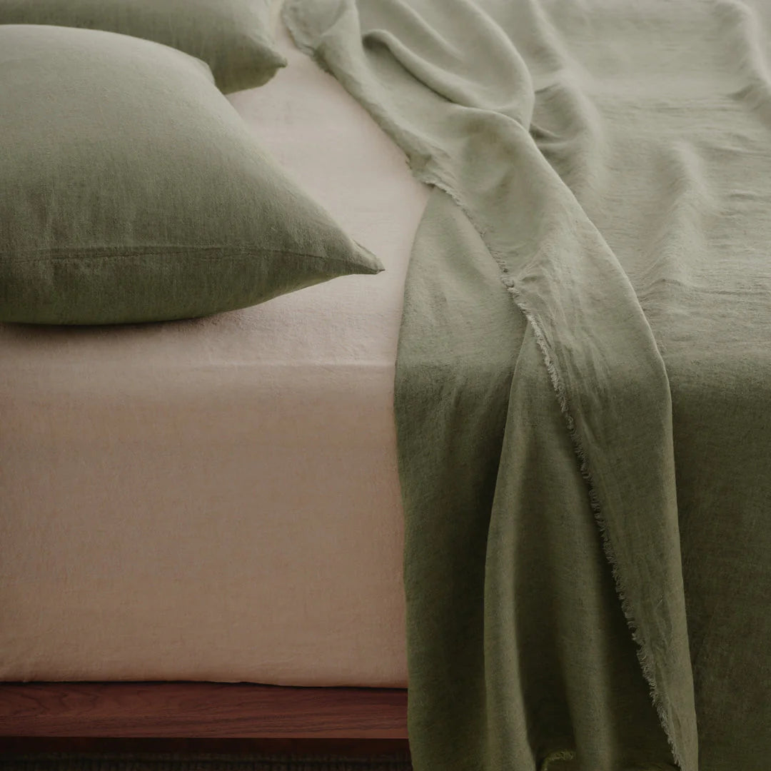 Basix Linen Pillowcase - Armee