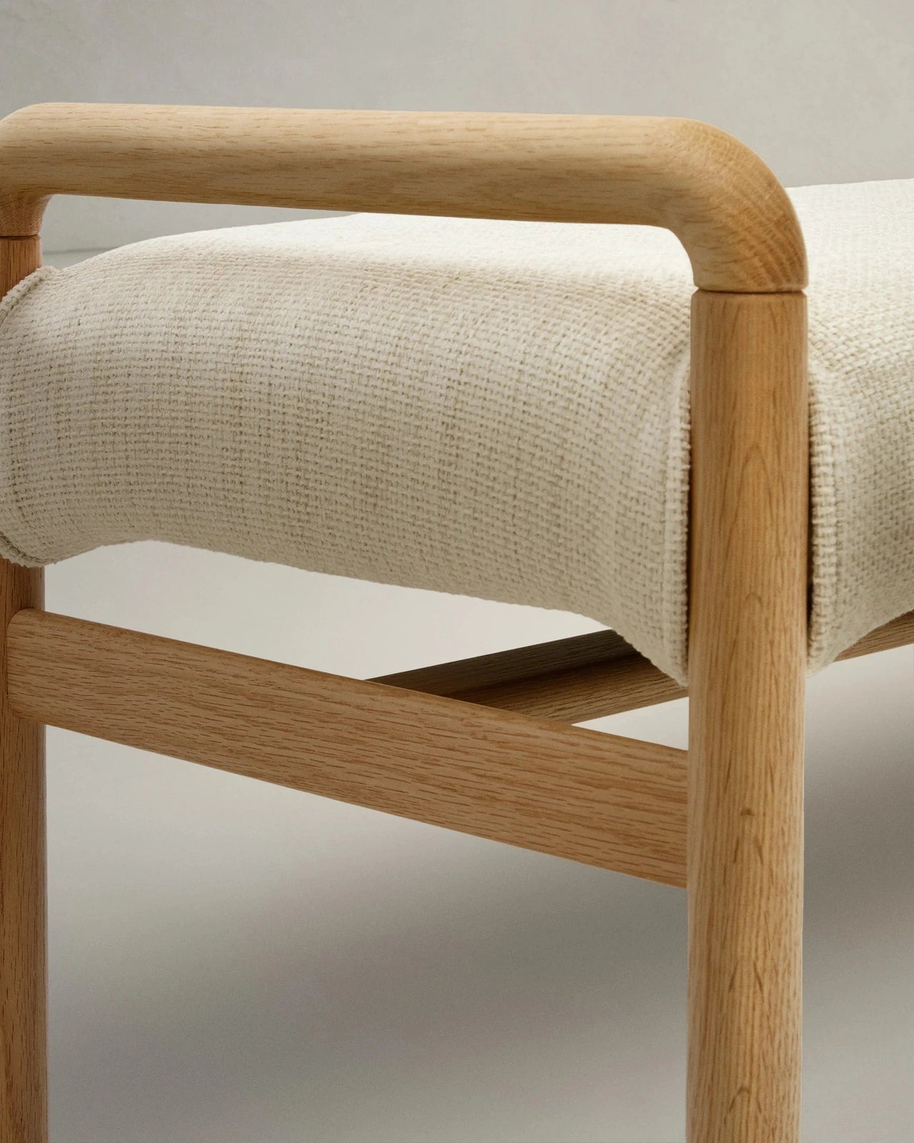 Macaret Bench