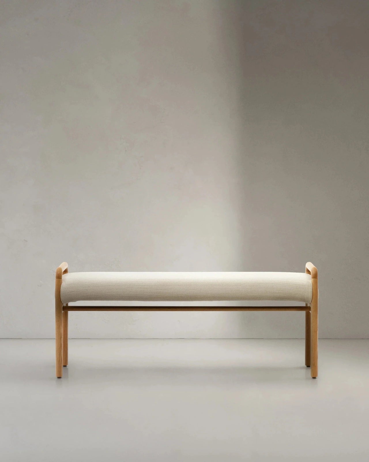 Macaret Bench