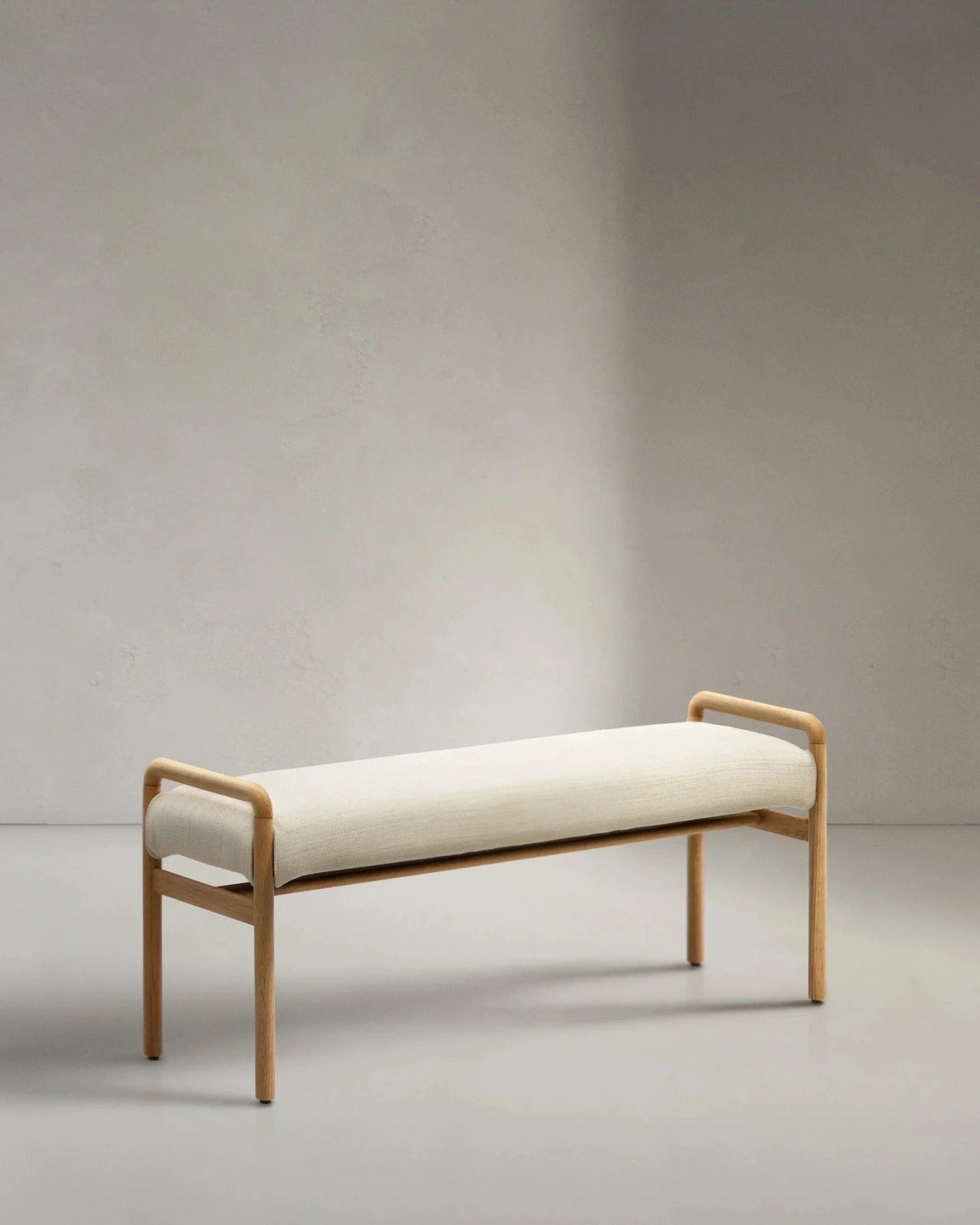 Macaret Bench