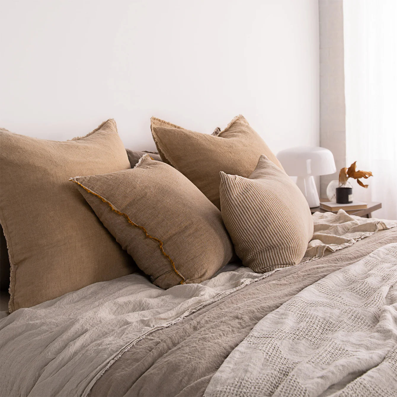 Flocca Linen Cushion - Brun