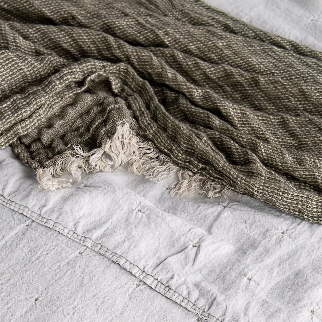 Crush Linen Throw Blanket - Armee Melange