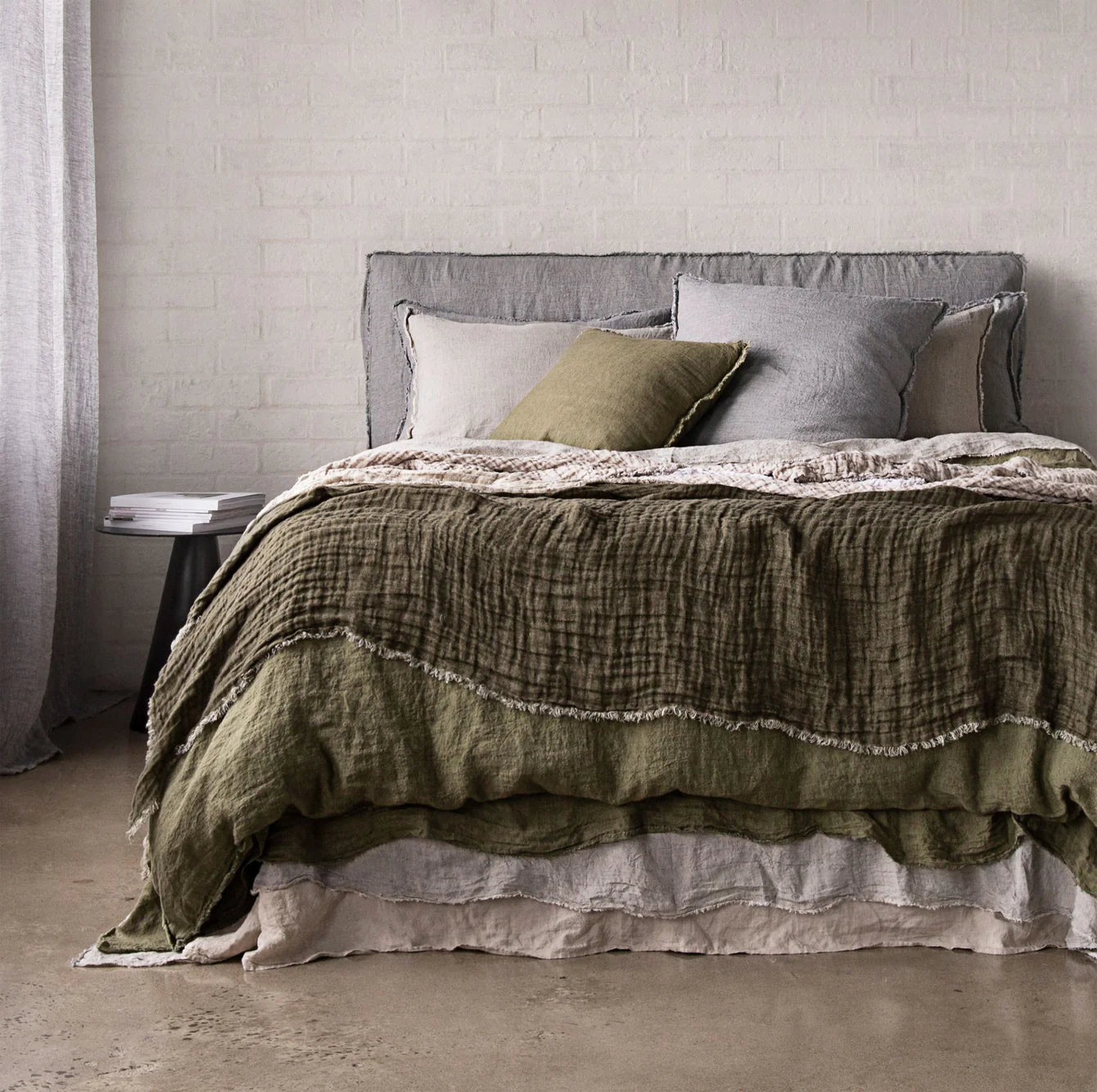Crush Double Linen Throw Blanket - Armee/Sable