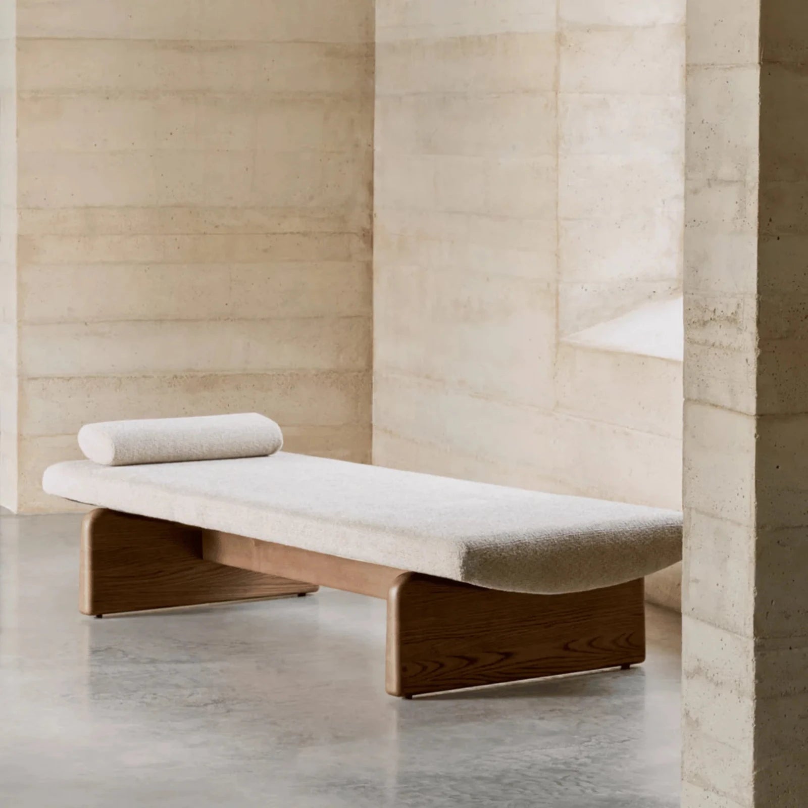 Topaz Daybed
