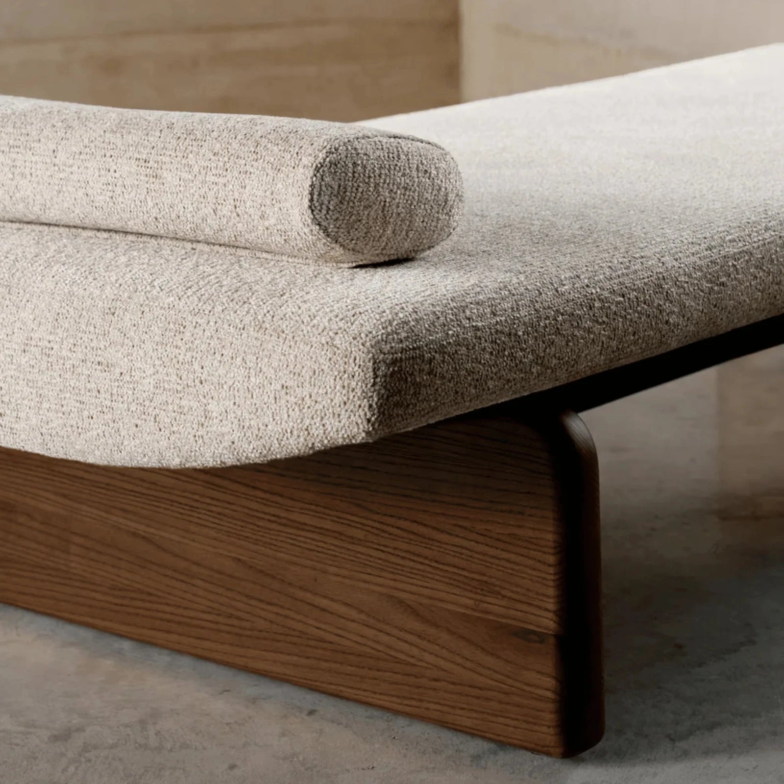 Topaz Daybed