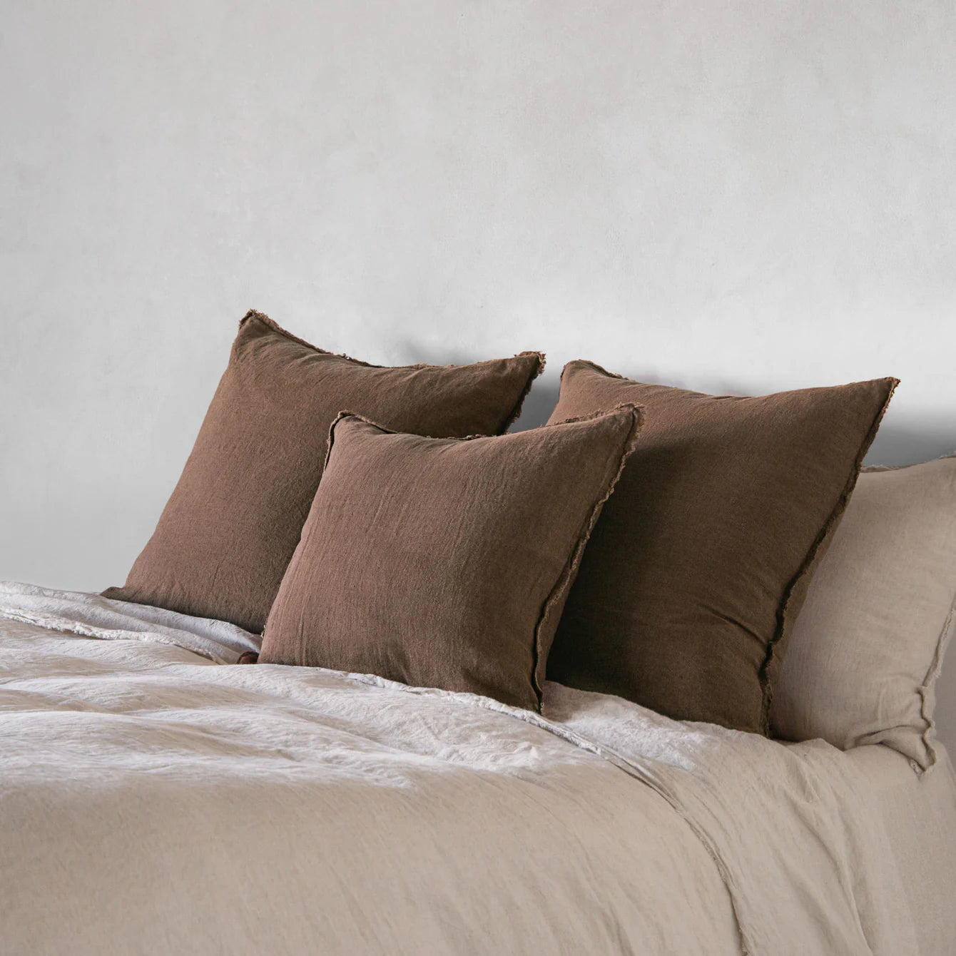 Flocca Linen Cushion - Bere