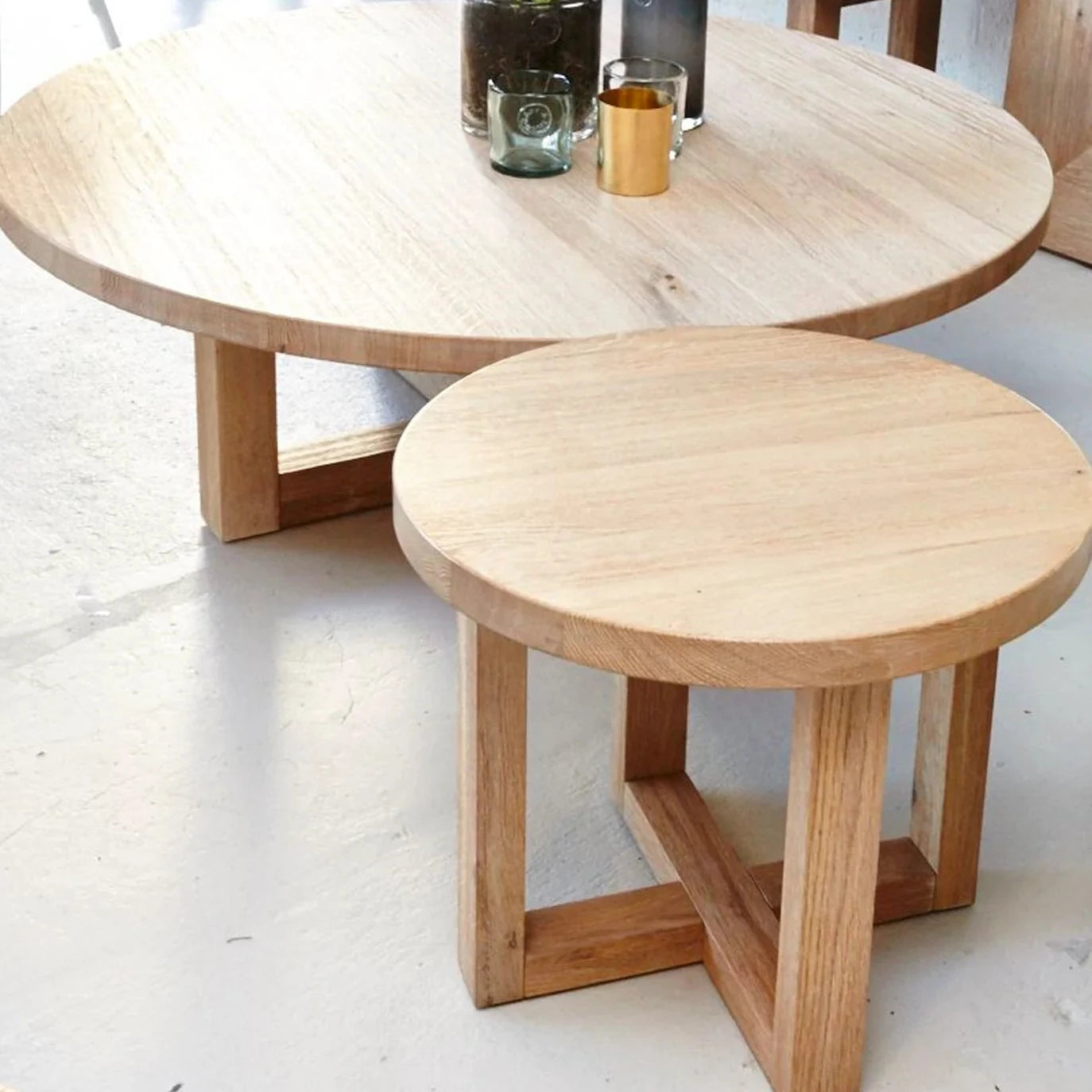 Solid Oak Round