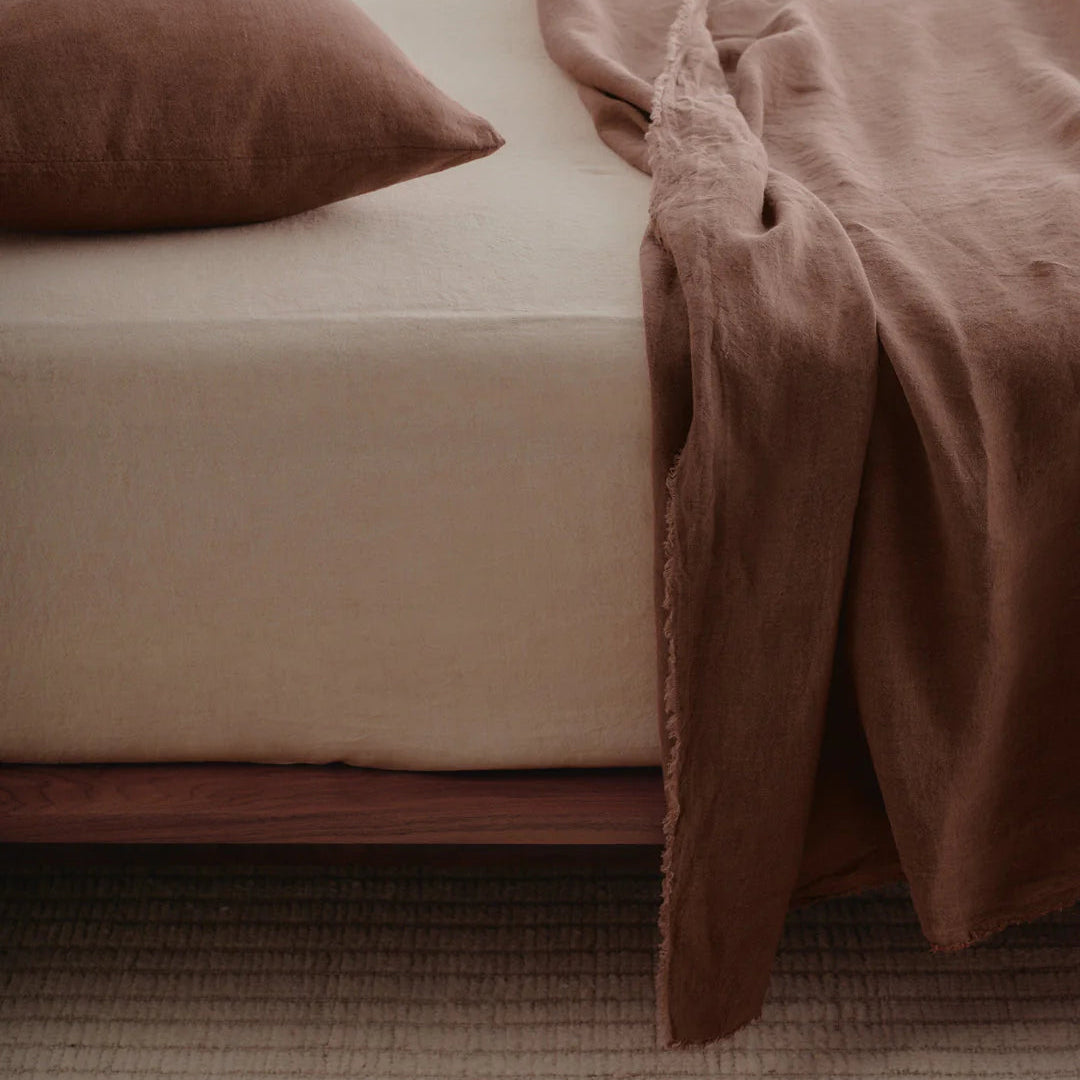 Basix Linen Pillowcase - Moro