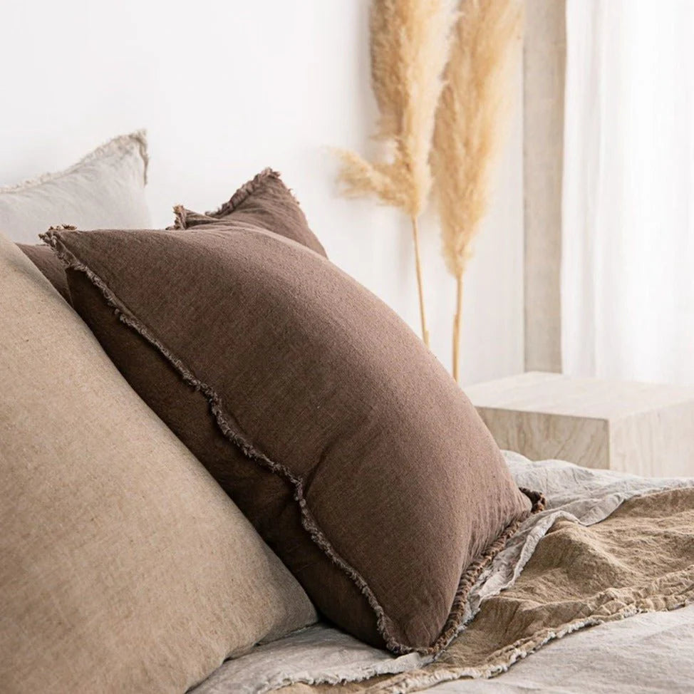 Flocca Linen Cushion - Bere