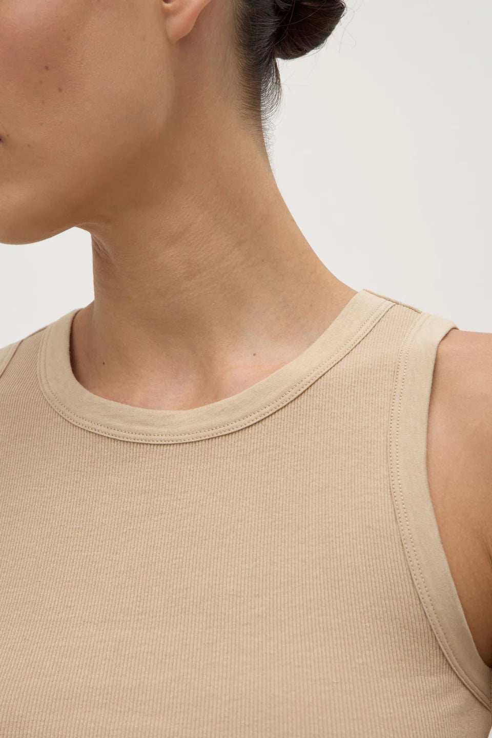 Nika Rib Tank
