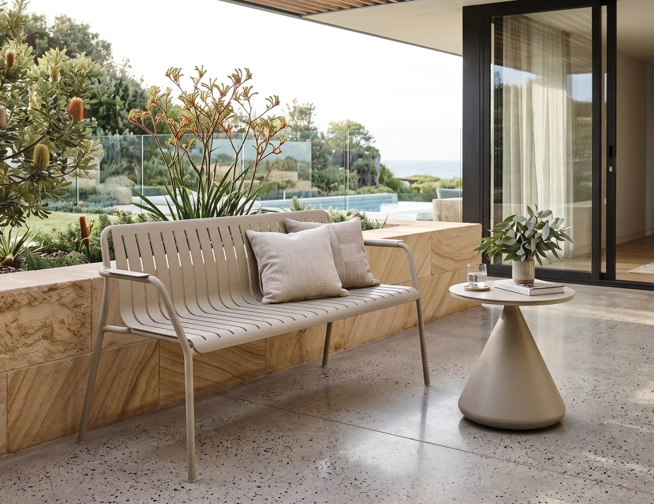 Roku Garden Bench